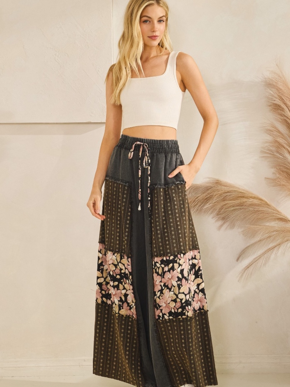 Sage + Fig Mineral Wash Floral Print Wide leg Pants - Picture 6 of 10